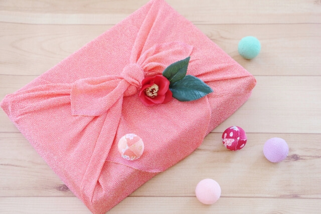 手土産に和菓子を選ぶ理由と贈り物としての魅力